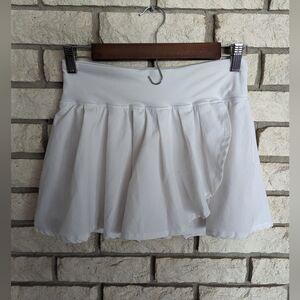 JOYLAB white flowy tennis athletic skirt